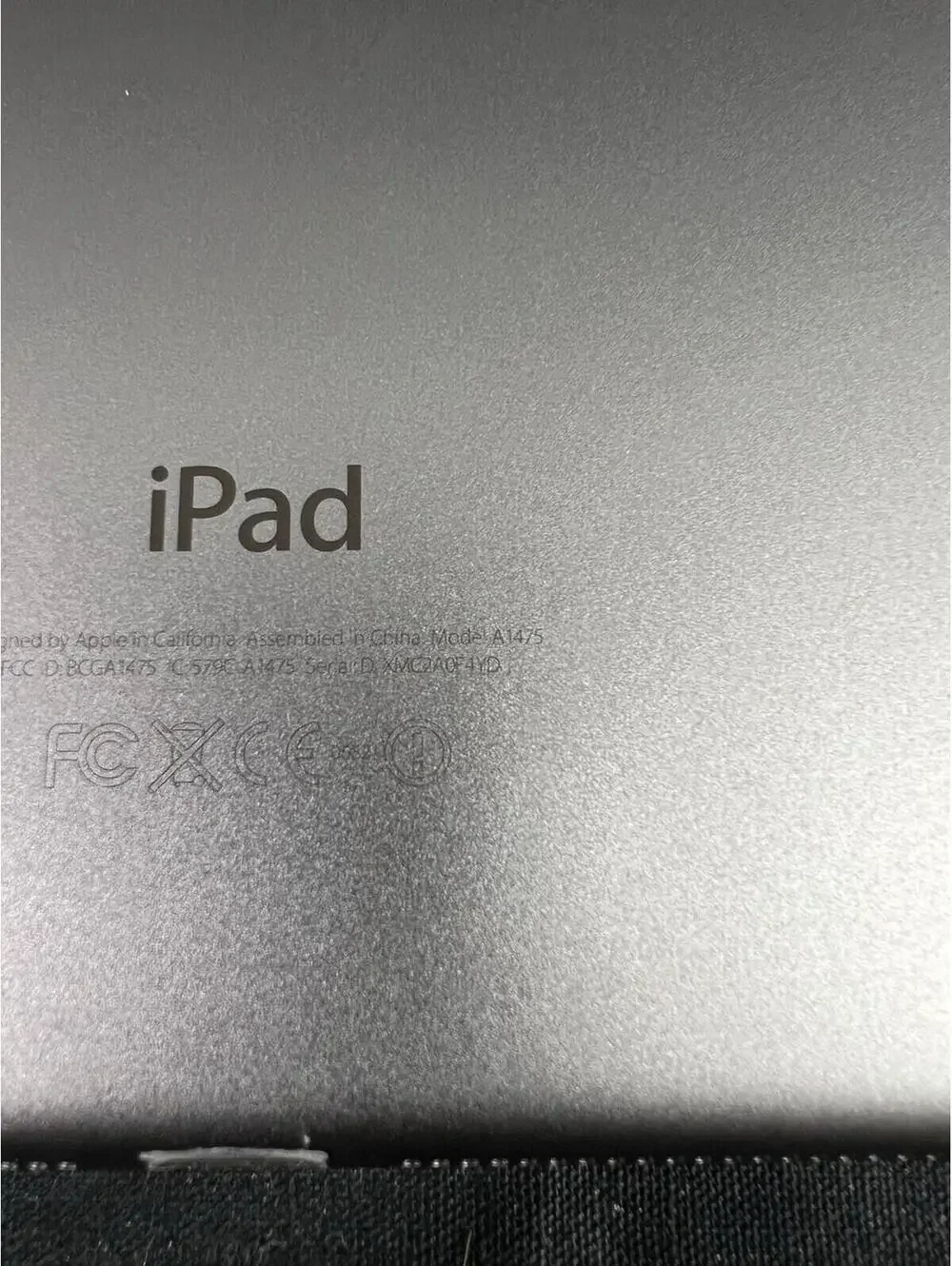 Apple iPad Air 1st Gen A1475 ME993LL/B 16GB Wi-Fi 9.7in - Gray